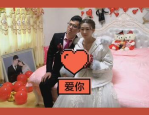小玉吃果冻,多面才华，网络红人的时尚与魅力之旅”